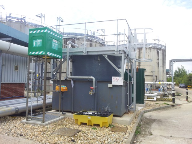 Southern Water recycling sludge with Neutralac liquid lime